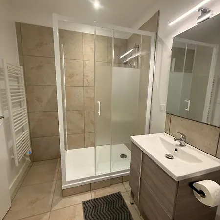 Fleurie T2 Apartment Lancie